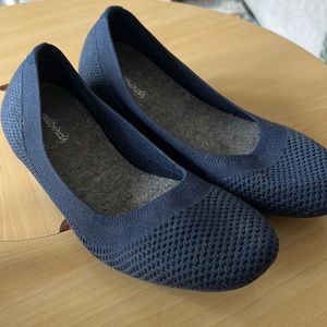 Allbirds Women’s Tree Breezers - Navy size 8.5